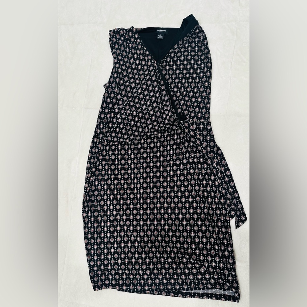 Liz Claiborne Black and Red Patterned Dress